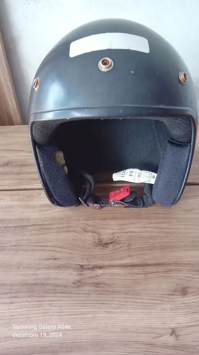 Capacete tamanho 56
