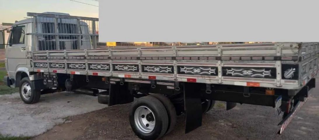 volks 8150 carroceria - Foto 8