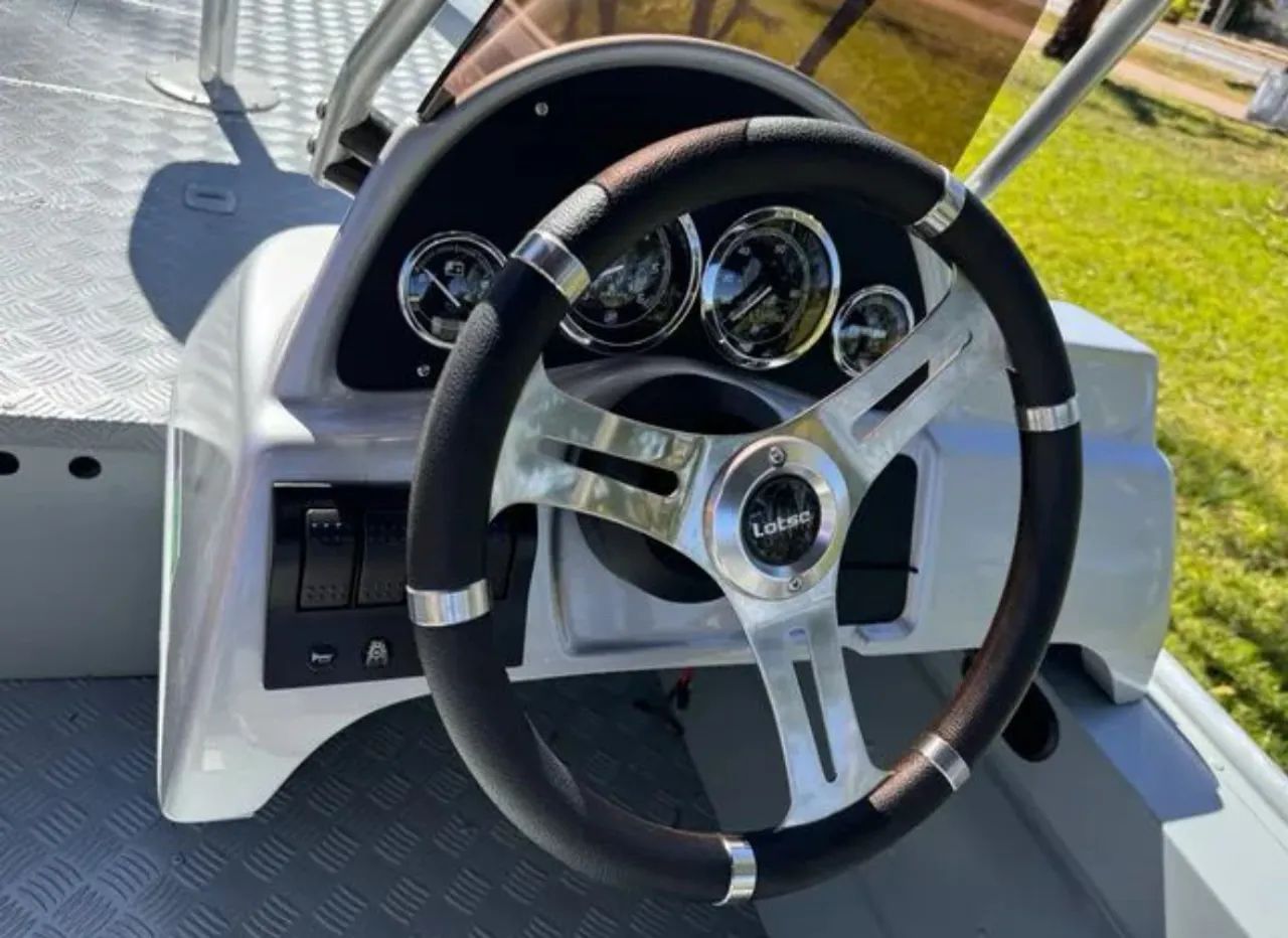 Barco Levefort com motor de 50hp - Foto 8