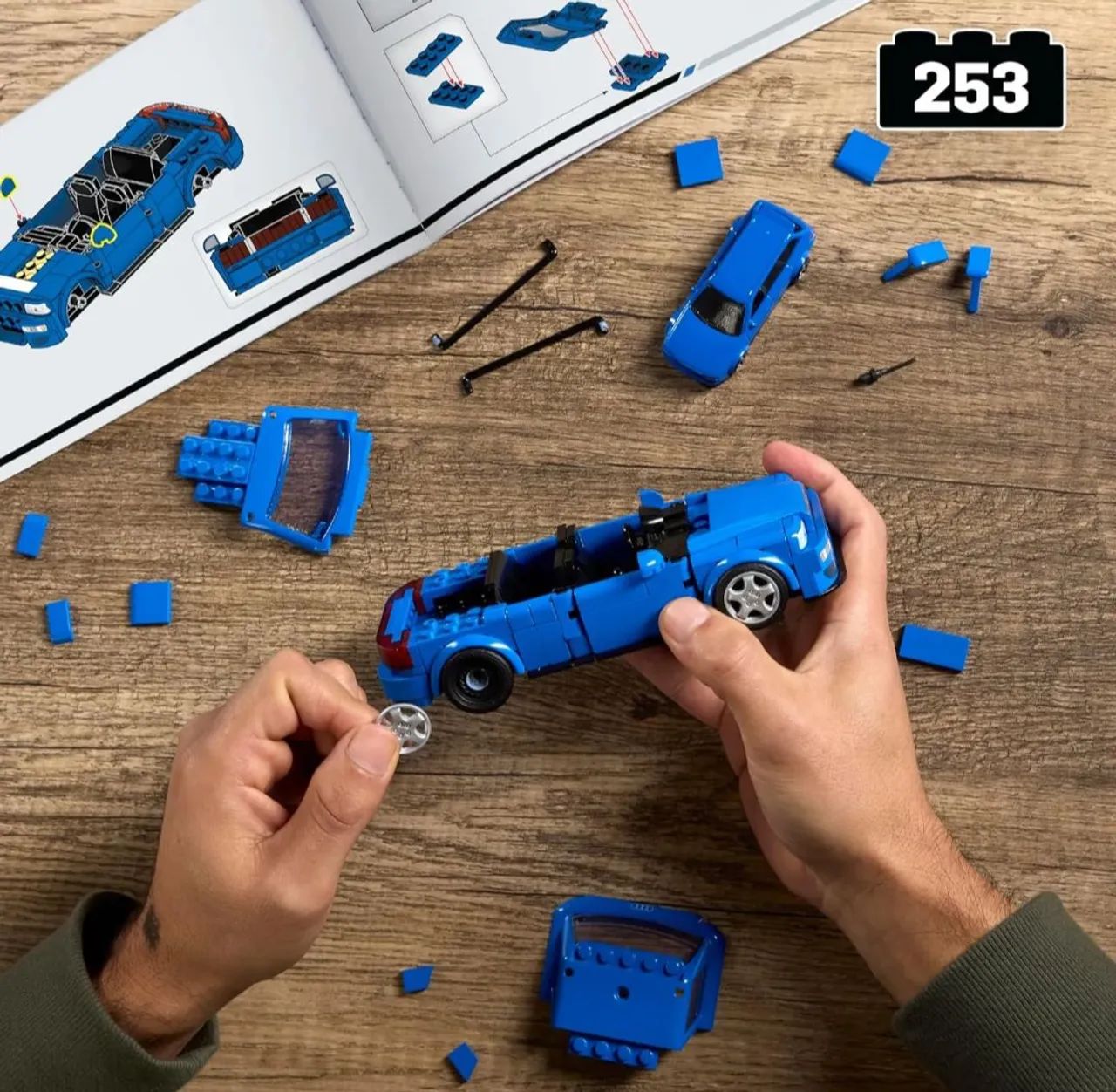 Hot Wheels Audi rs2 94 azul produto novo - Foto 5