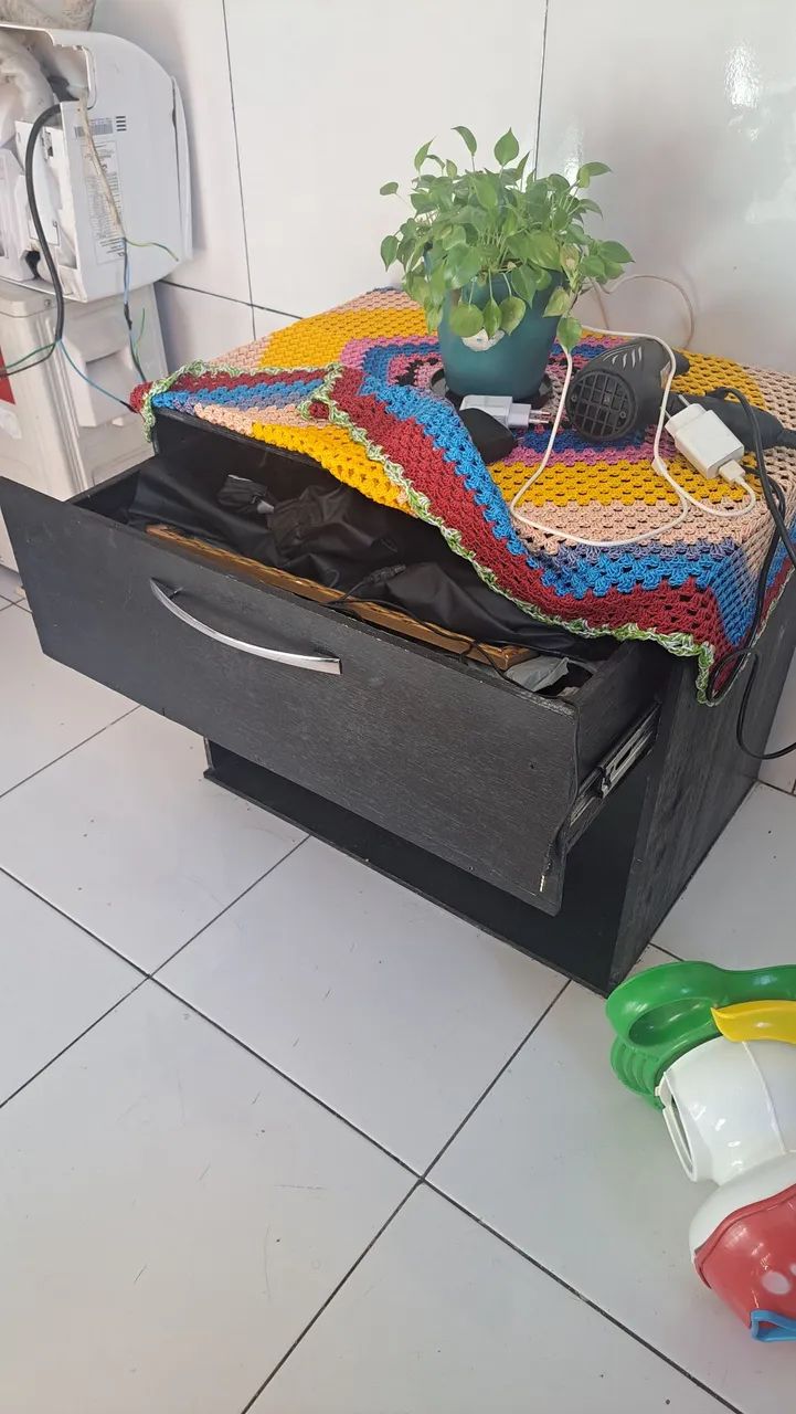 Cadeira de barbeiro + Bancada - Foto 2