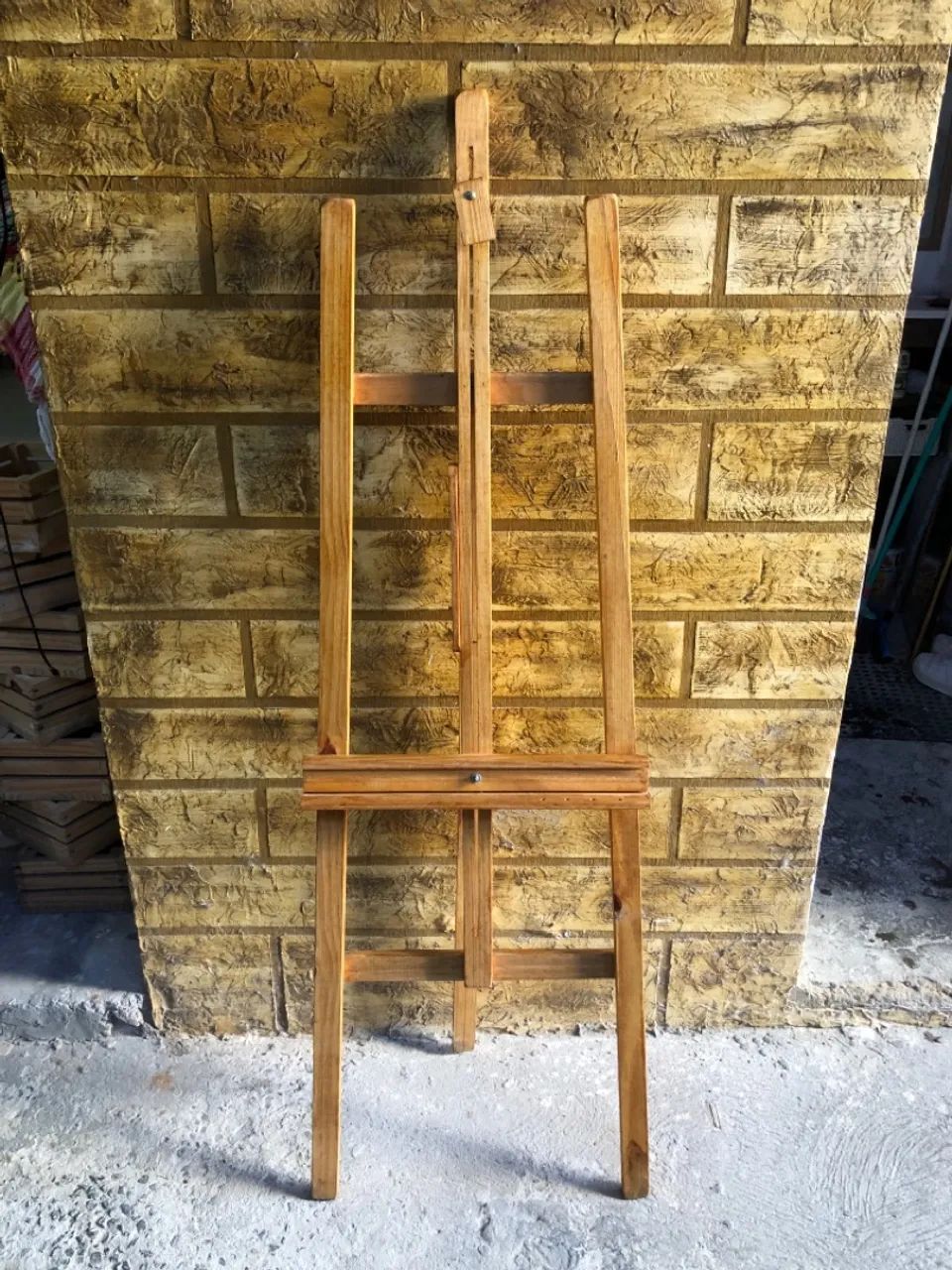 Wooden easel for events, paintings, and drawings