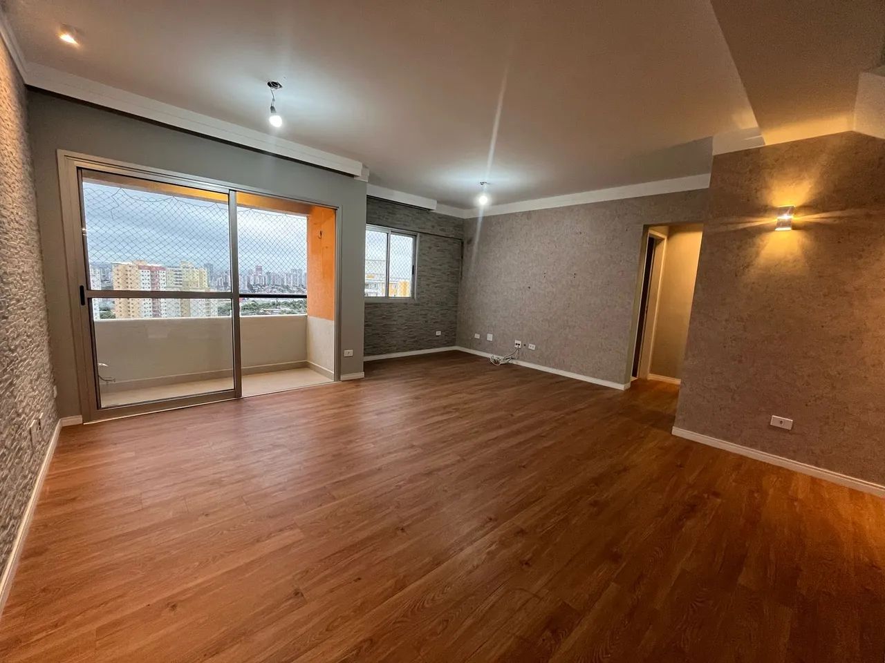 Cobertura à Venda 136m² no Floradas de São José  São José dos Campos/SP