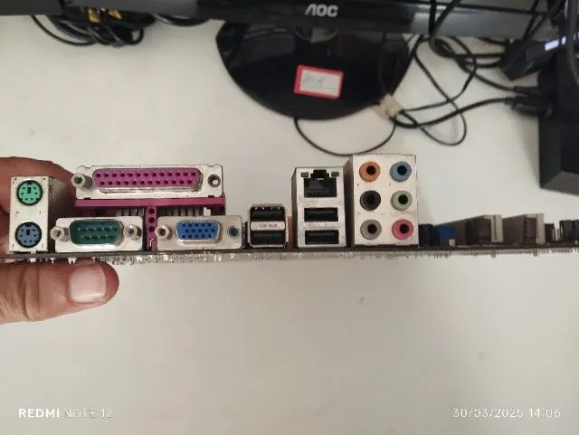 KIT PLACA MÃE LGA 775 - DDR2 - ASUS 55,00 - Foto 2