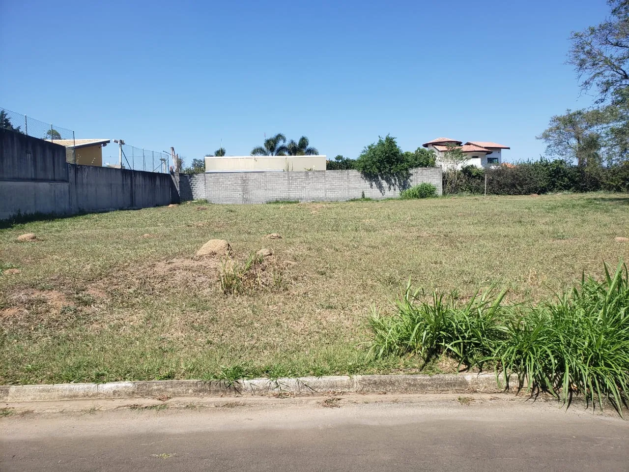 Lote/Terreno para venda tem 1200 metros quadrados em Parque Xangrilá - Campinas - SP.