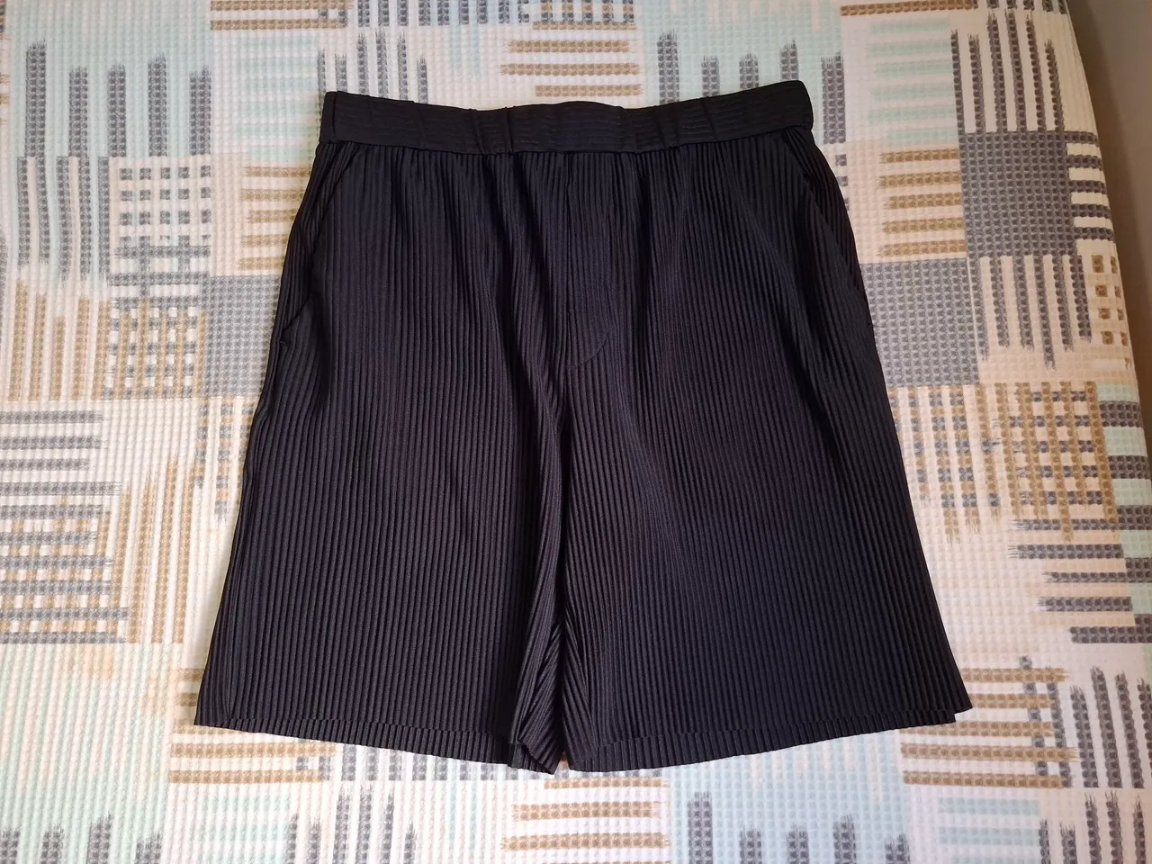 Bermuda Zara Plissada