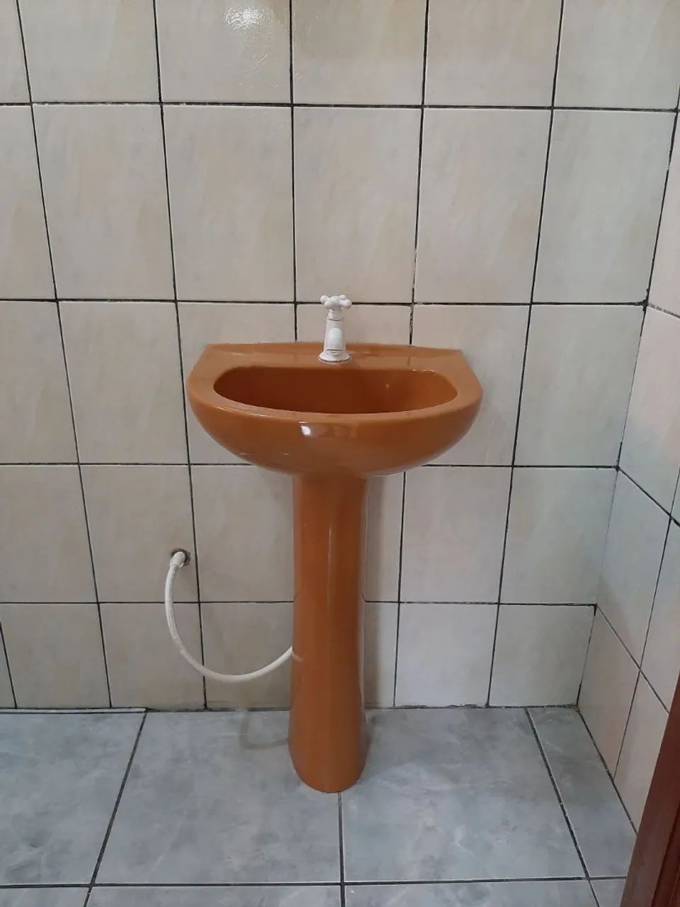 ALUGA-SE UM APARTAMENTO! - Foto 5