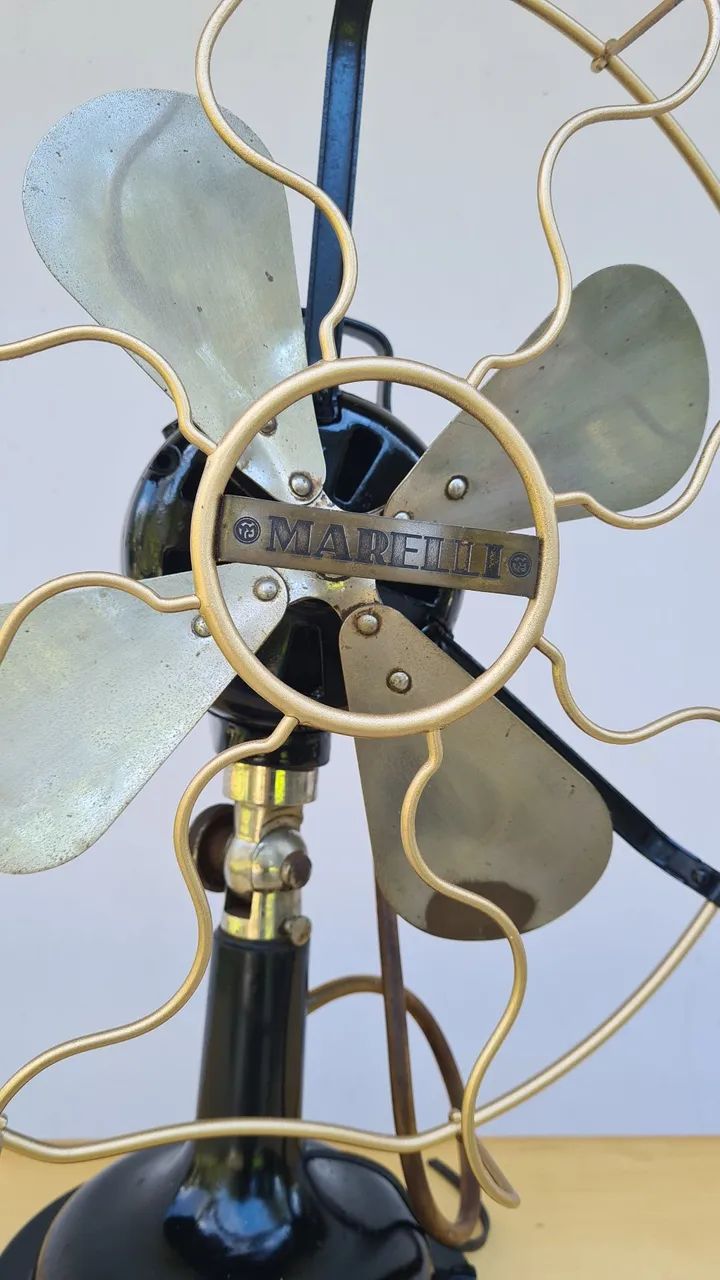 Ventilador de Mesa Antigo Marelli - Foto 2