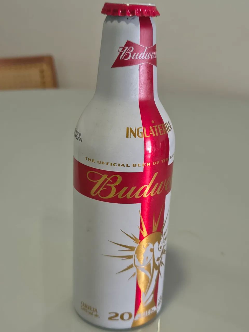 Garrafa Budweiser da Inglaterra em alumínio da Copa do Mundo de 2022 - Foto 2