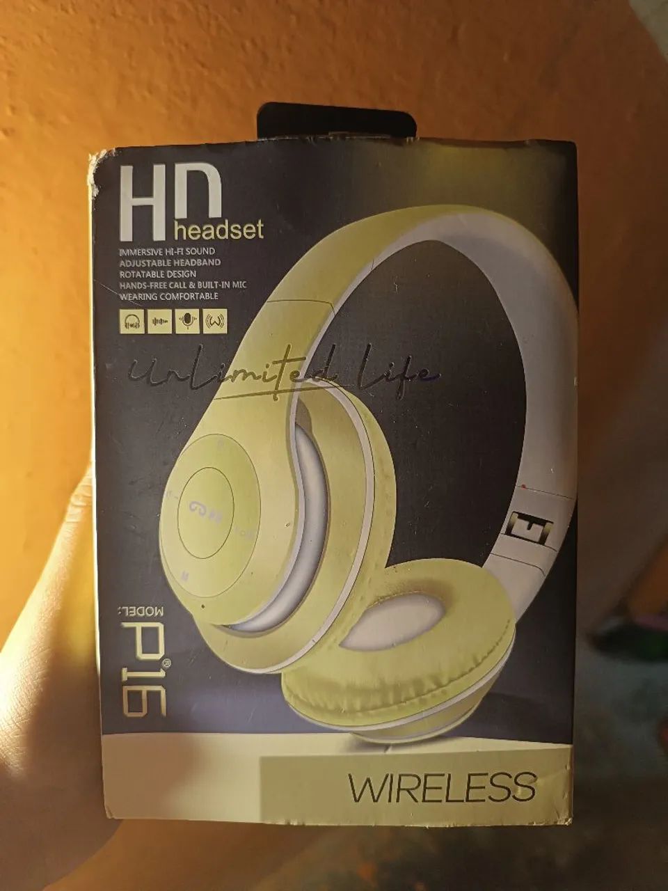 Headphones 64252695244546120