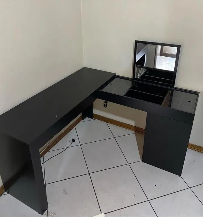 Escrivaninha/ panteadeira. - Foto 5