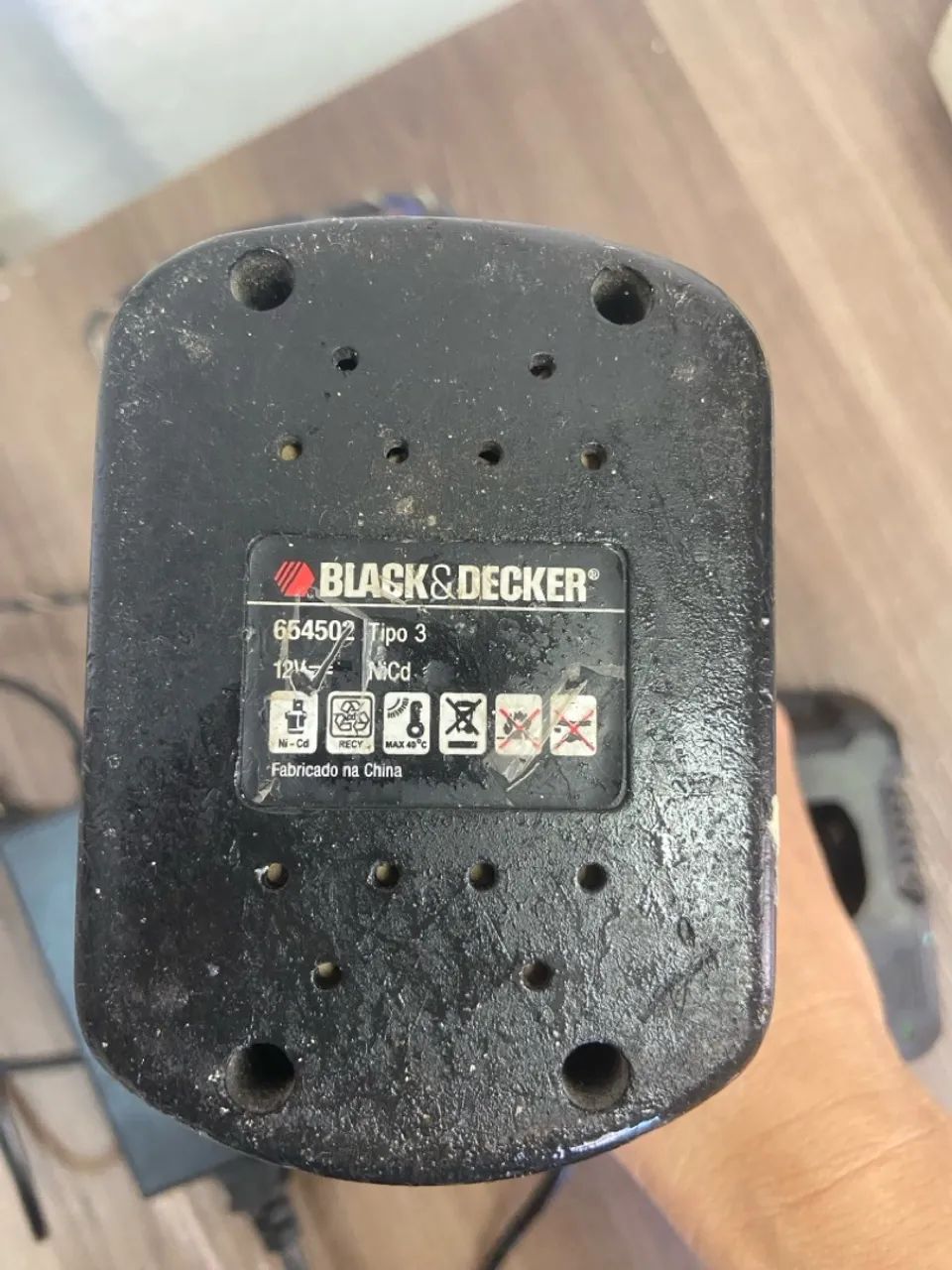 Parafusadeira Black & Decker 12V - Foto 3