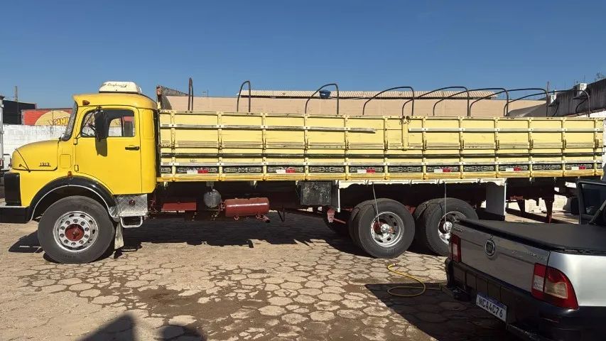 MB 1313 1982/1983 Truck Graneleiro - Foto 4