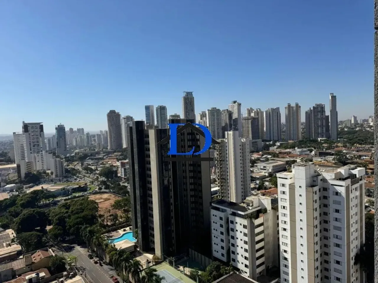 Apartamento de Luxo à Venda no Setor Marista em Goiânia-GO: 3 Quartos, 3 Suítes, 2 Salas,