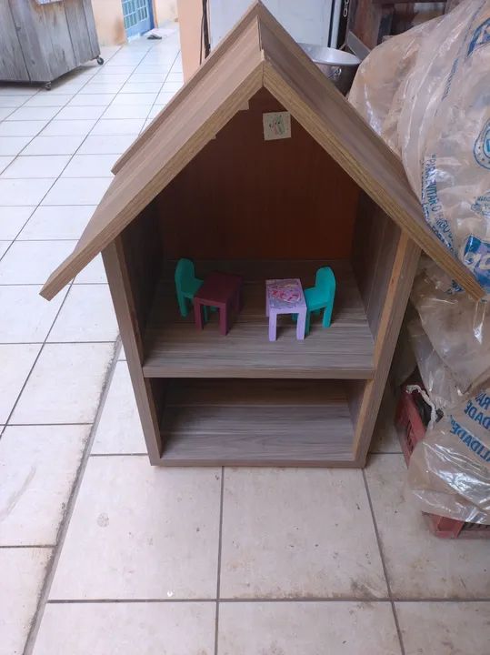 Casinha pra bonecas