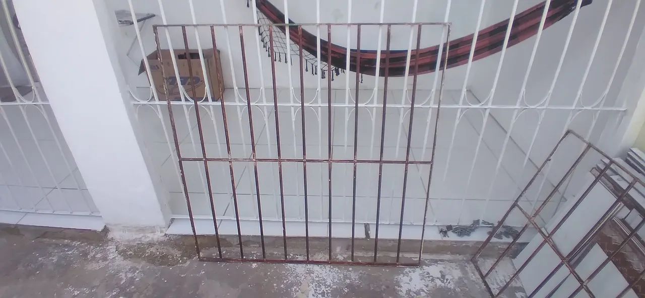 Grade de proteção para janelas e portas