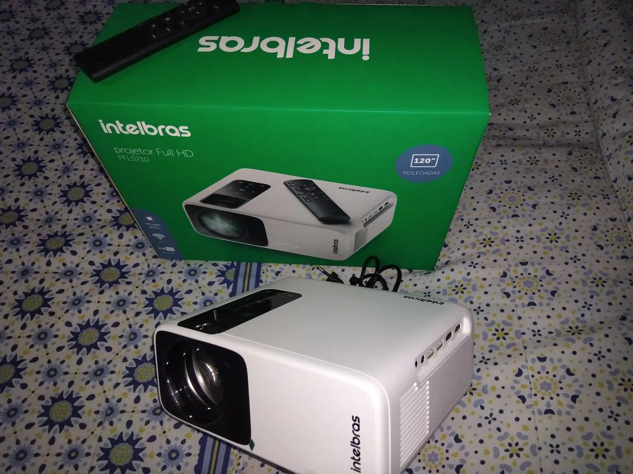 Projetor Intelbras PFL5210 Full HD 120 polegadas - Foto 2