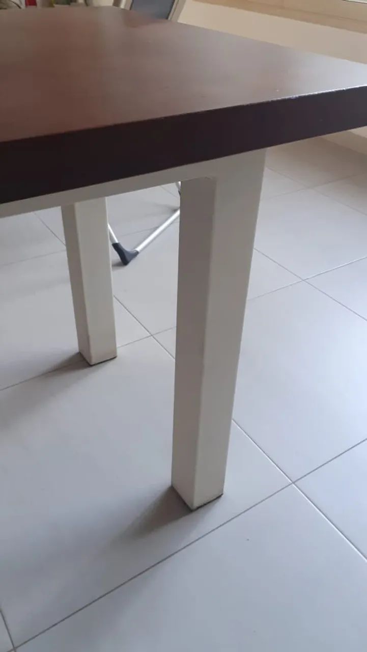 mesa de jantar madeira maciça e base de ferro branca  - Foto 5