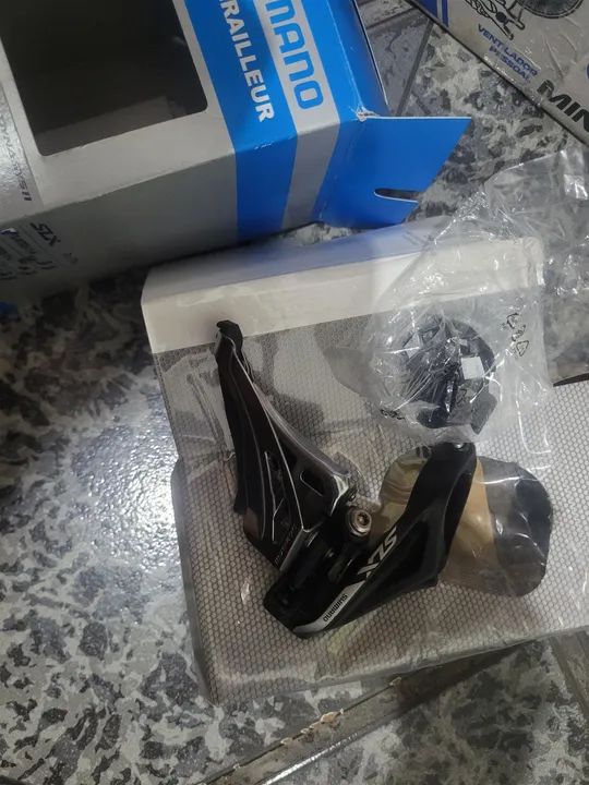 Cambio Dianteiro Shimano SLX FD-m7020 2v - Foto 4