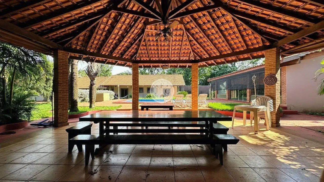 Chácara com 4 quartos a venda, 800m - Condomínio Hípica