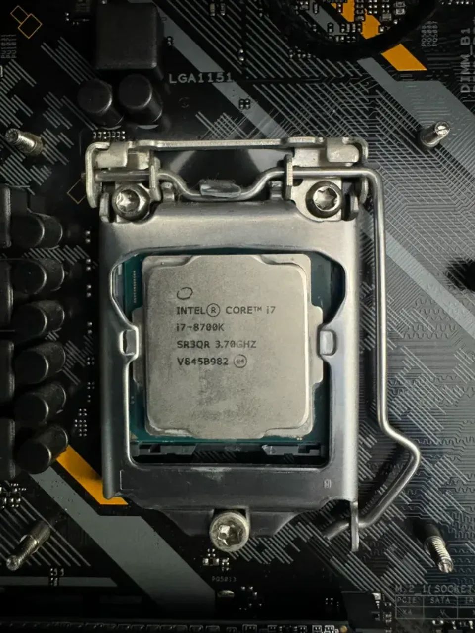 Processador Intel i7-8700K - 6 Núcleos, 12 Threads - Foto 3