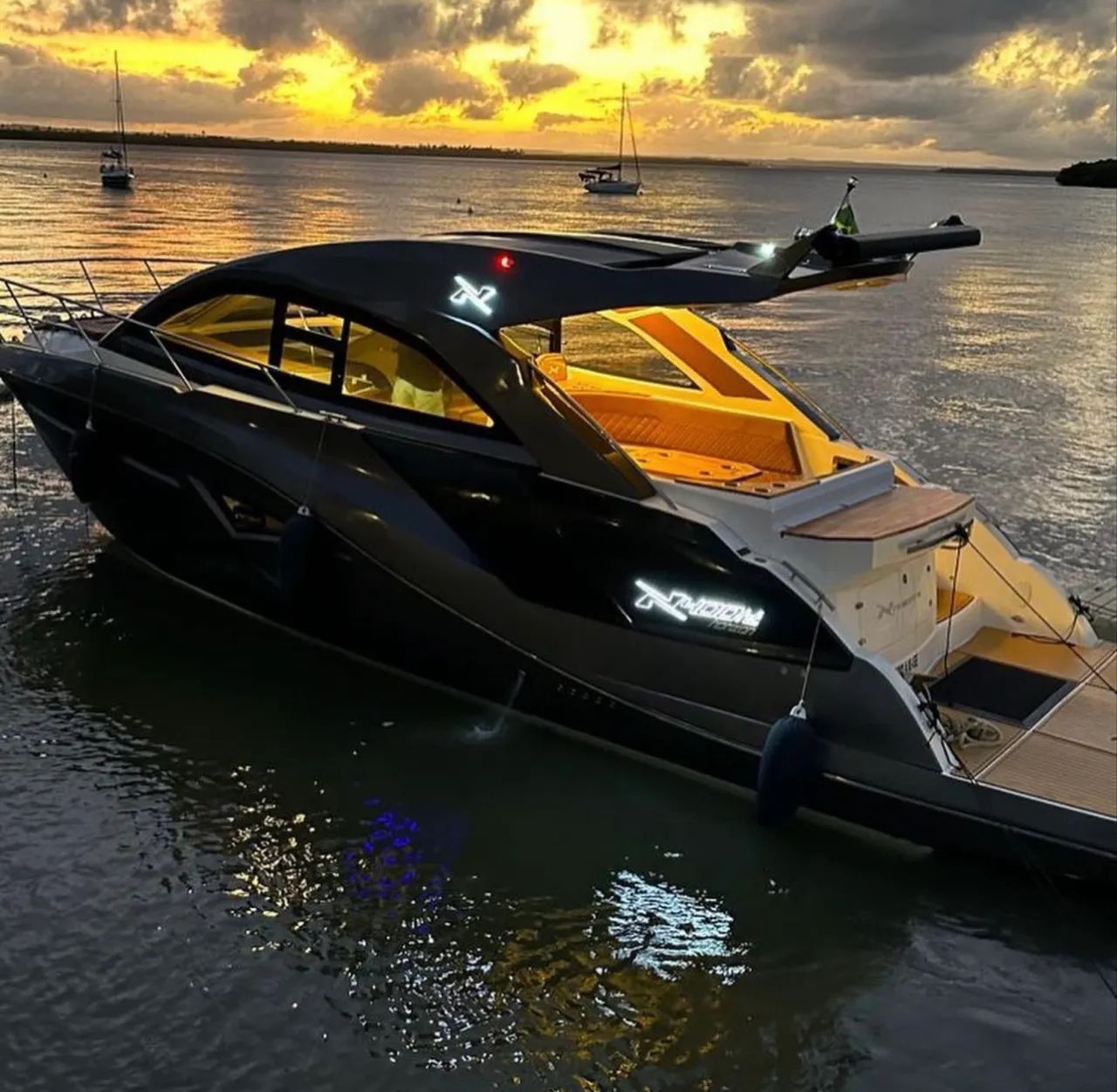 BARCO LANCHA NX400HT IMPECÁVEL  - Foto 2