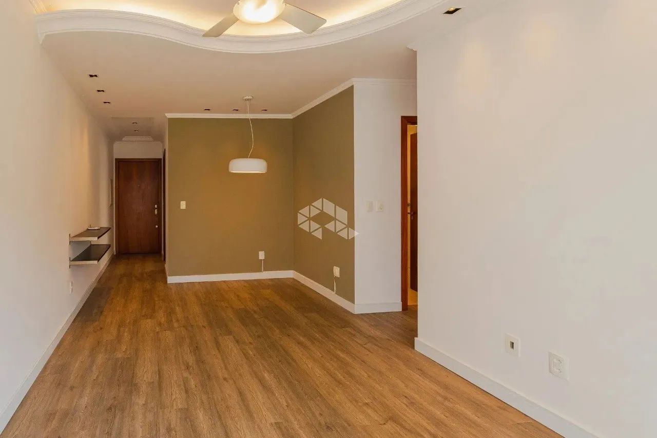 Apartamento de 2 dormitórios e 64m2 no bairro Rio Branco em Porto Alegre - Foto 4