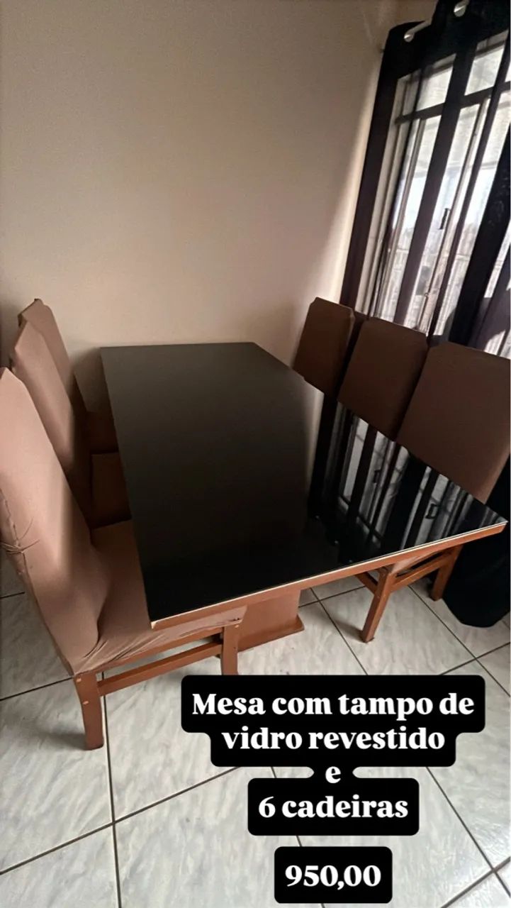 Mesa de Jantar com Tampo de Vidro e 6 Cadeiras