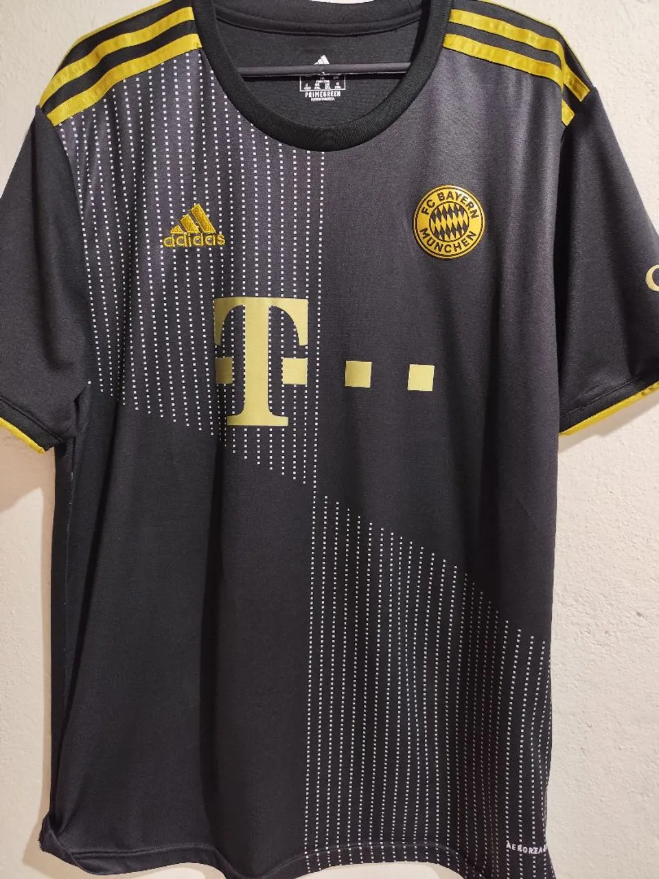 Camisas Bayern, City e Tottenham as Juntas Por 150