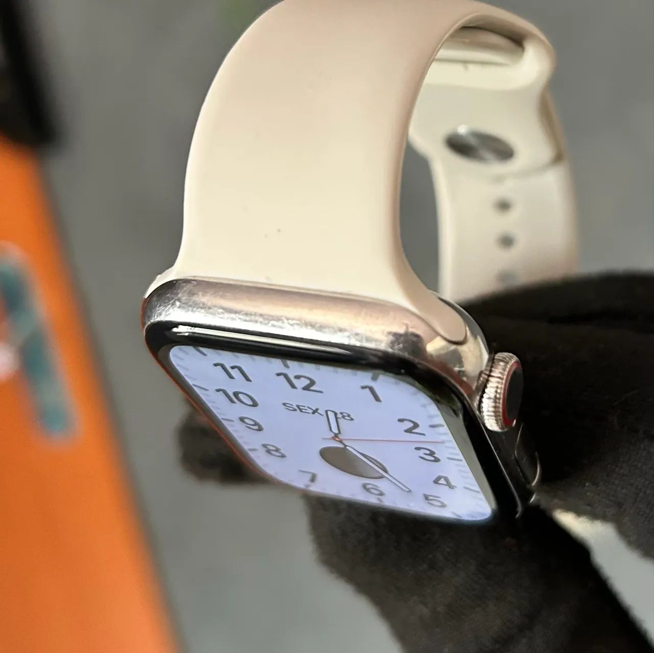Apple Watch S4 44mm Aço inoxidável GPS + celular 88% Bateria