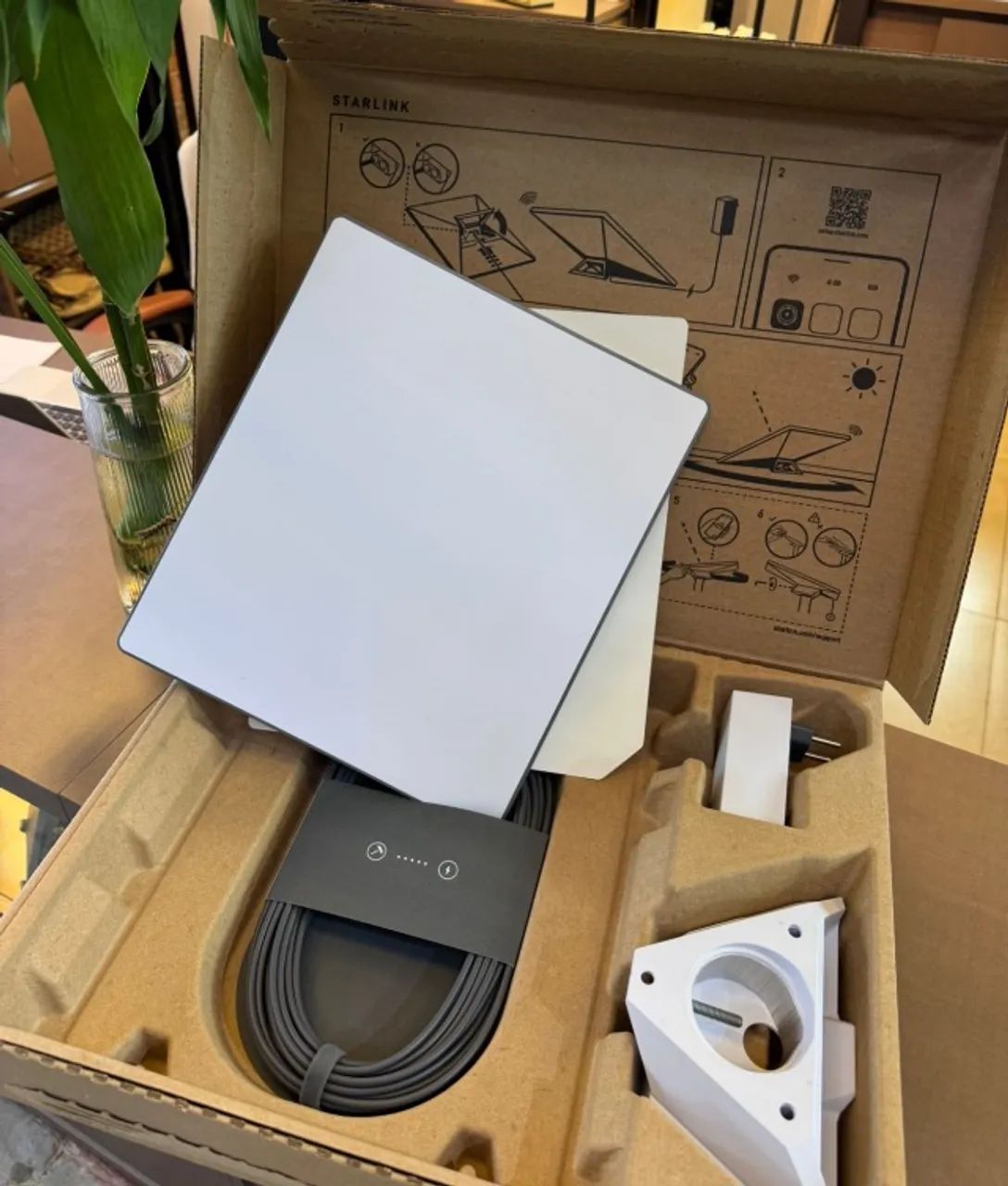 Starlink Mini - Antena Móvel de Internet