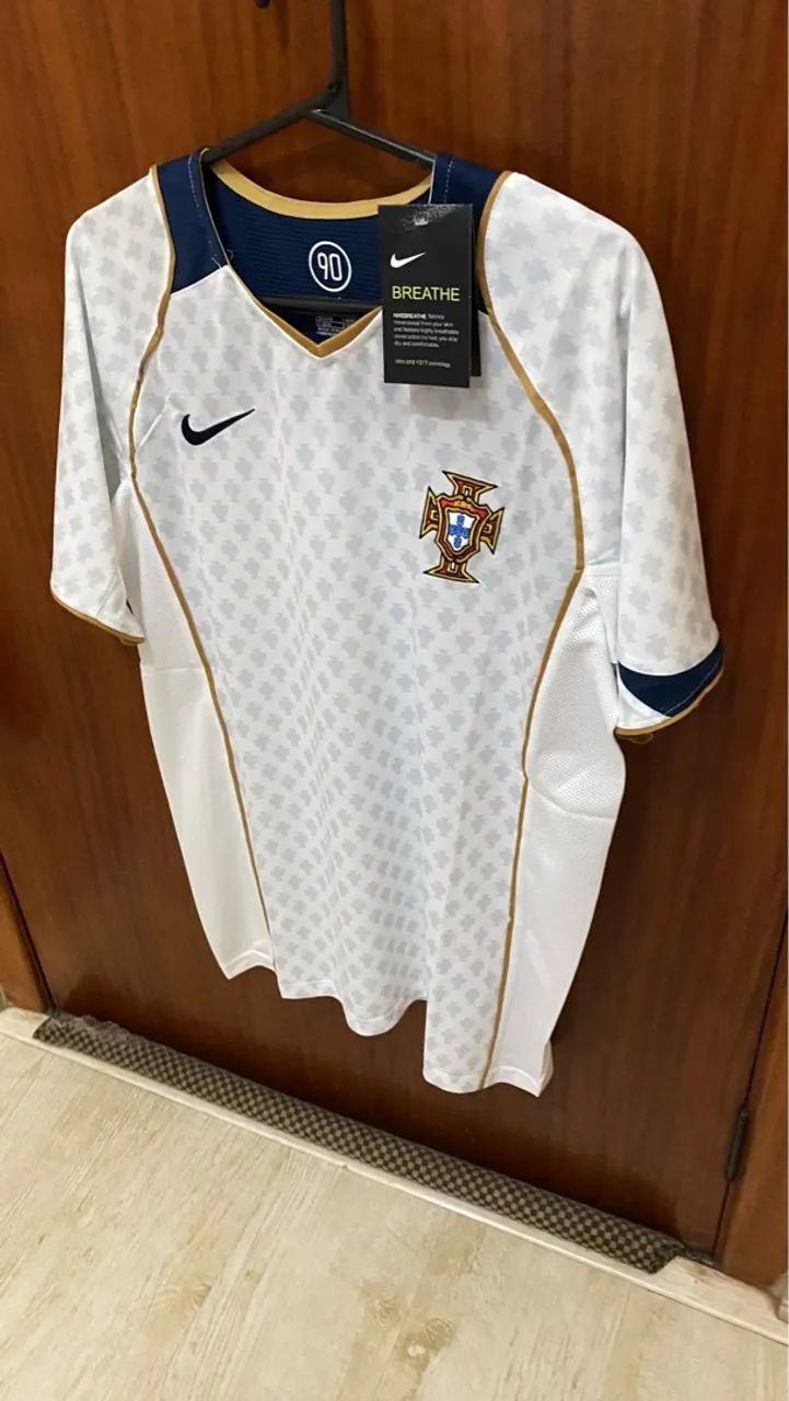 Camisa retrô Portugal  - Foto 3