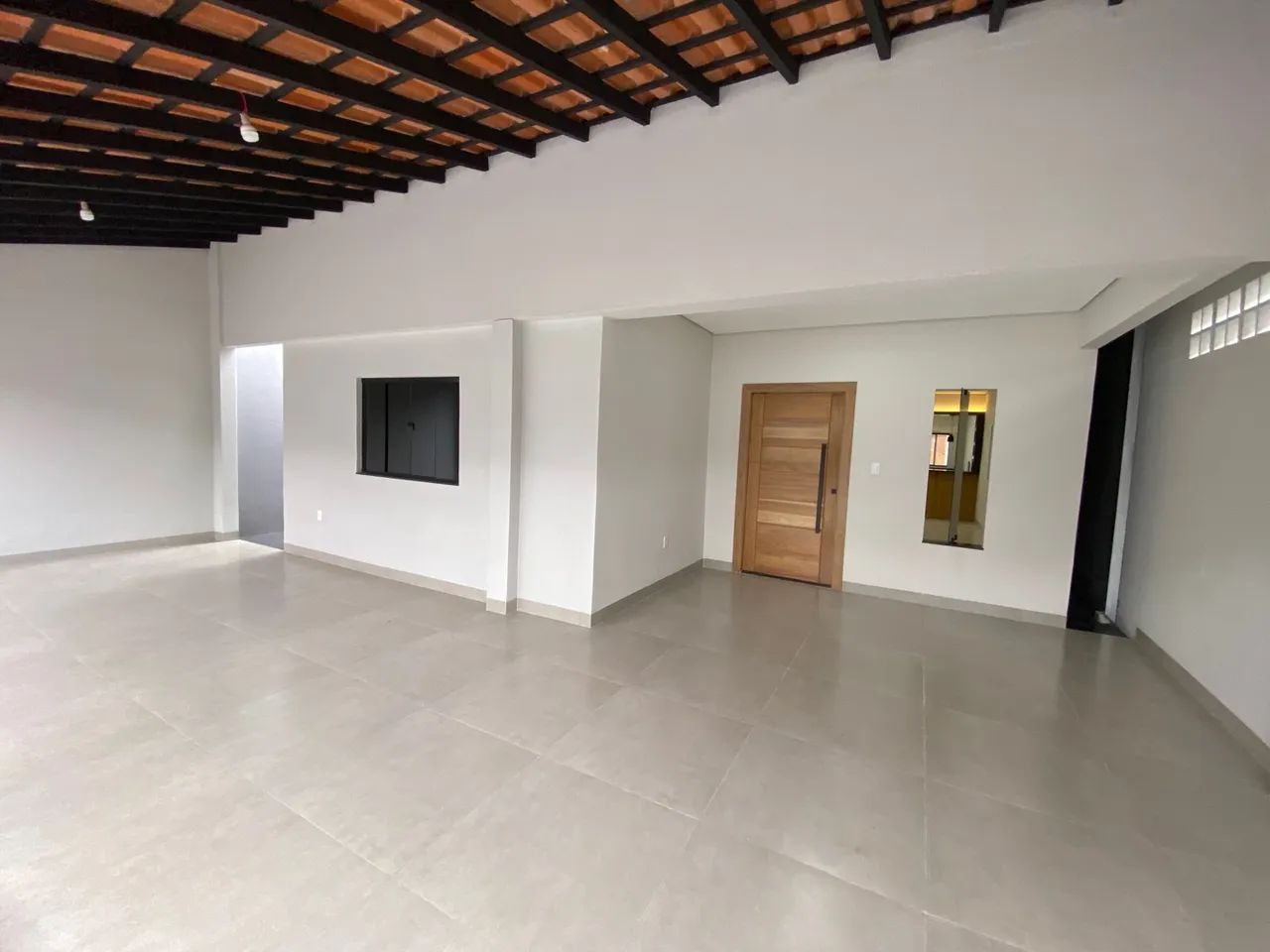 Linda casa Agenor de Carvalho 3/4, sendo 1 suíte, Edícula com banheiro ! 417m2 - Foto 3