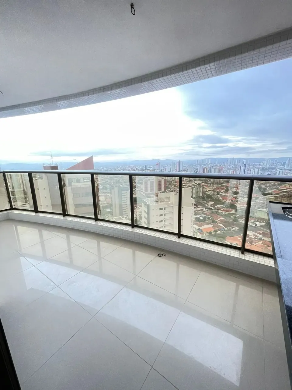 Apartamento com uma vista belissima, prox ao centro da cidade