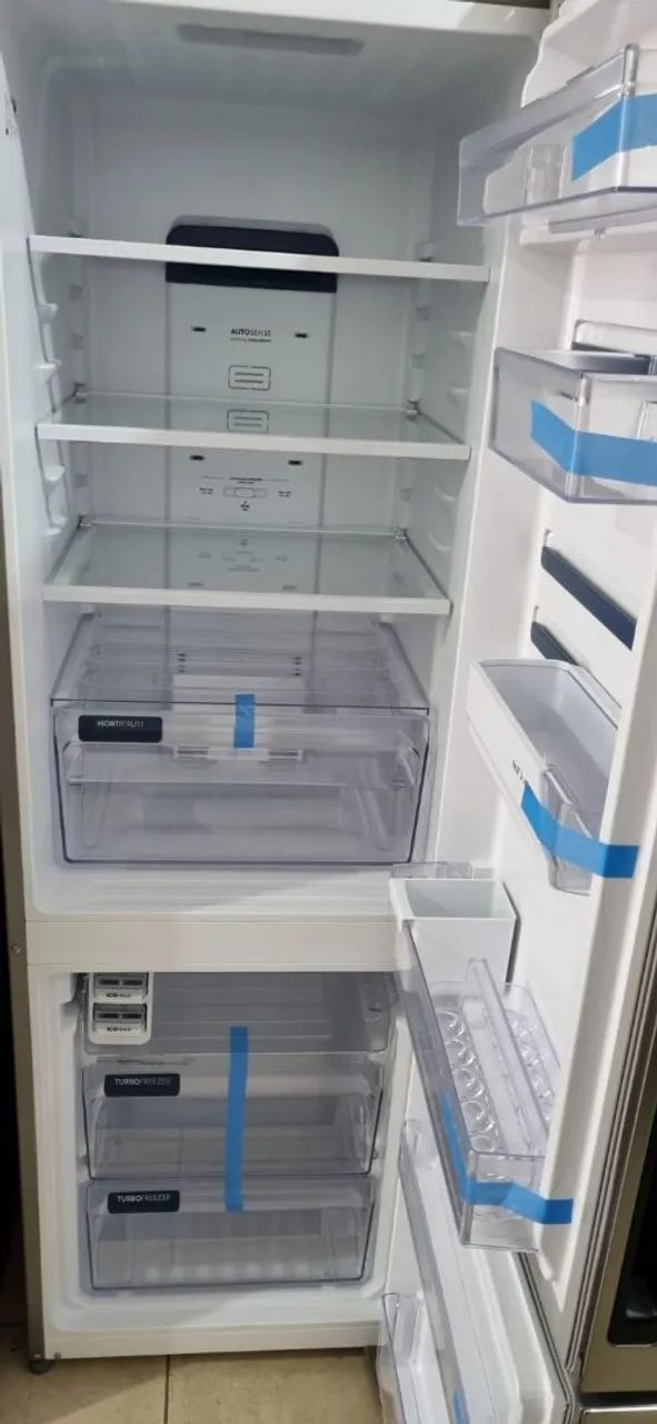 Geladeira Electrolux Prata Inverse  / Semi Nova  - Foto 2