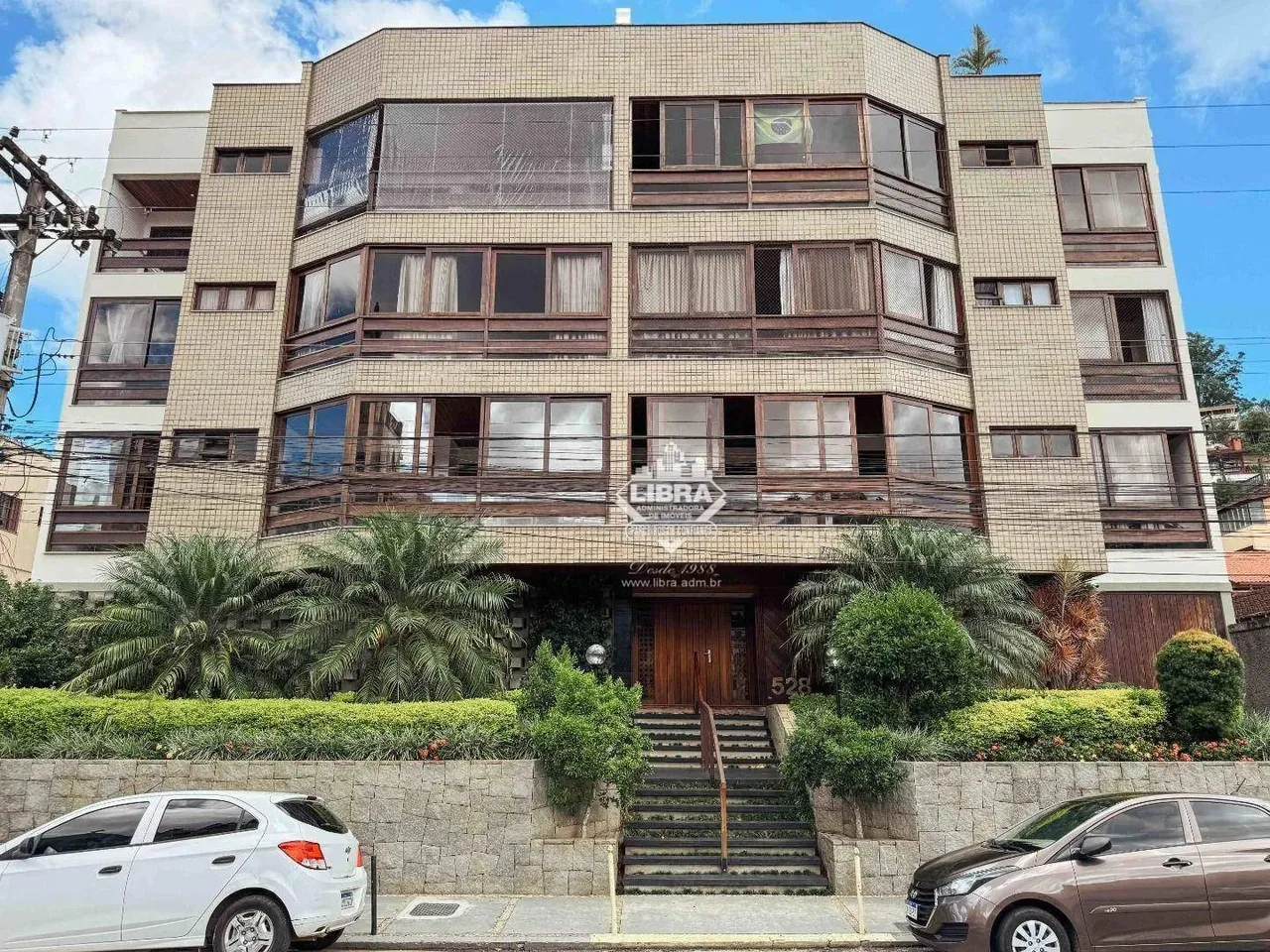 Apartamento 4 quartos e sala com varandão, 164m2, para aluguel