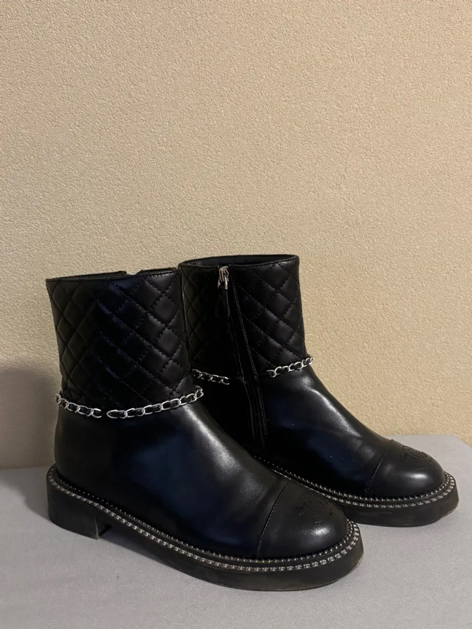 Bota Imitação Chanel N°37