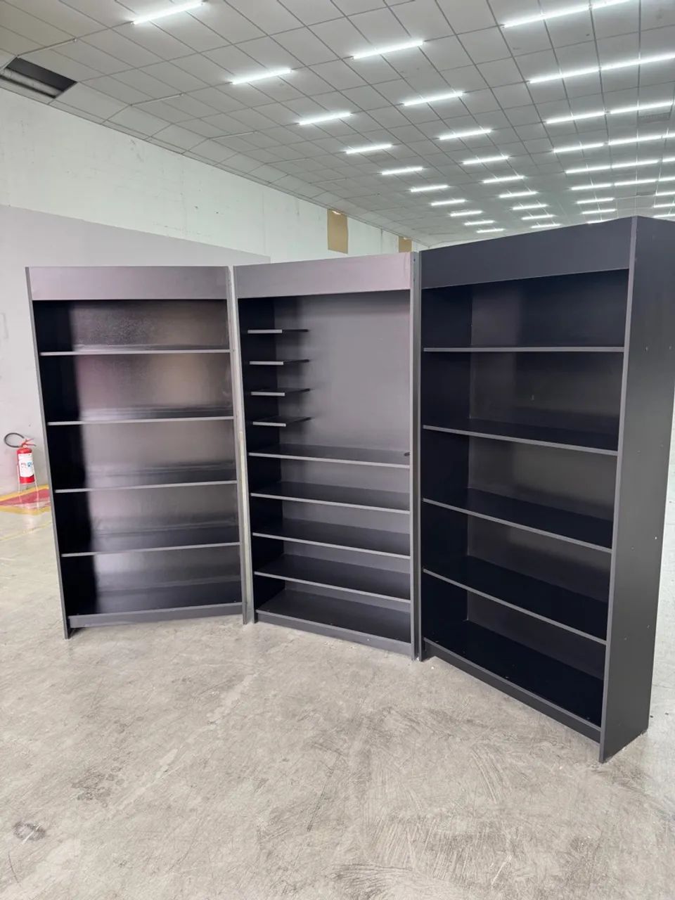 Móveis p/ Mini Mercados Autônomo MDF