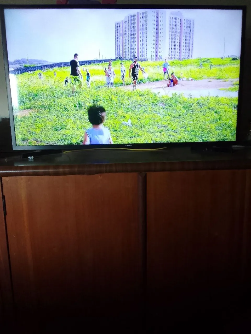 Vendo tv nova motivo comprei outra