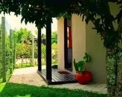 Suítes a venda na Pousada Delville no Balneário Uirapuru em Itapoá - SC, por R$ 4.500.000,