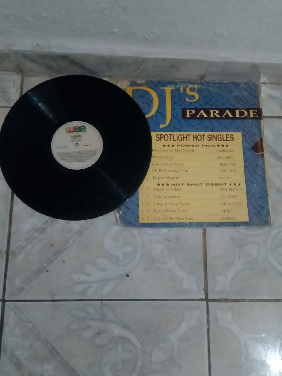 Vinil