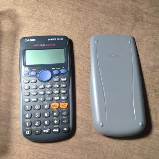 Calculadora Científica Casio FX-82ES Plus BK