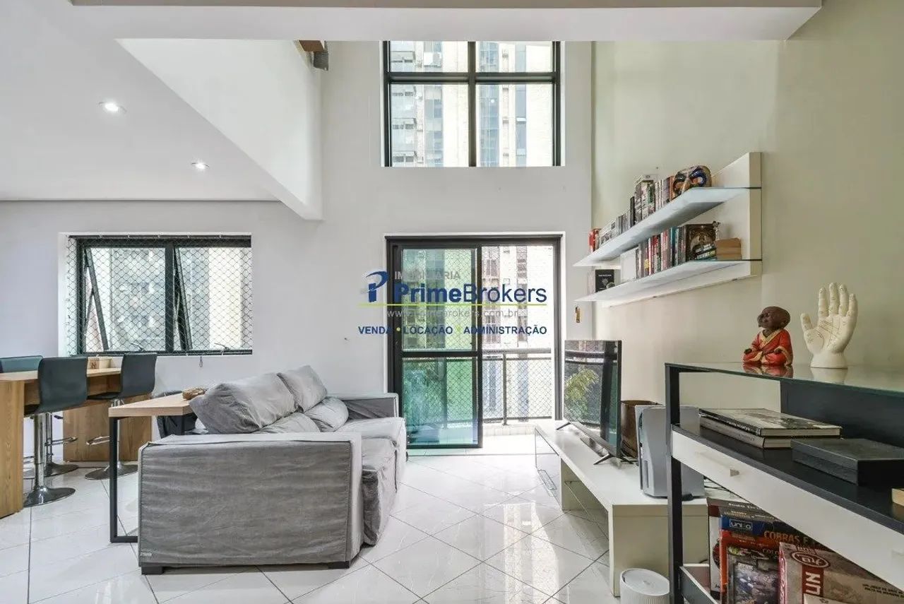 Com 65 m² de área privativa, o imóvel conta com 2 dormitórios, 2 banheiros e 2 vagas de ga - Foto 2
