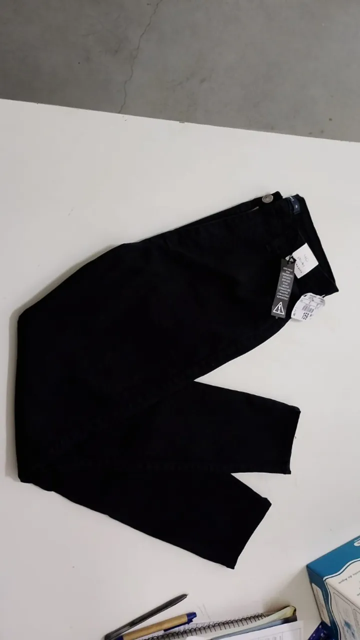 Calça nova com etiqueta renner marfino t40