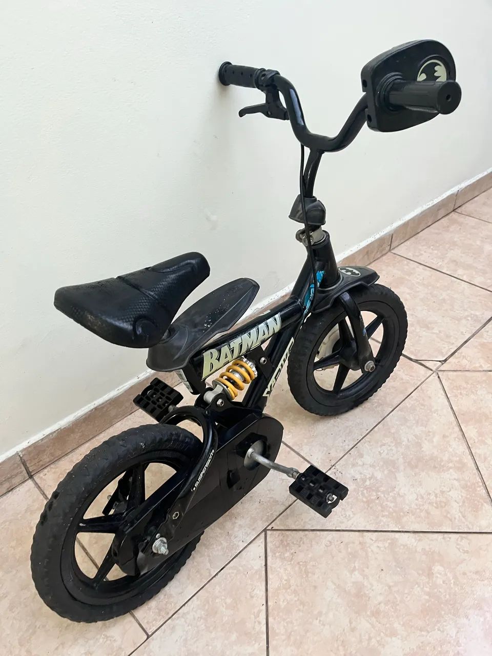 Bicicleta BATMAN de criança  - Foto 3