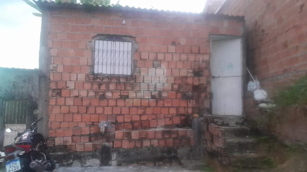 Vendo casa no João Paulo zona leste!