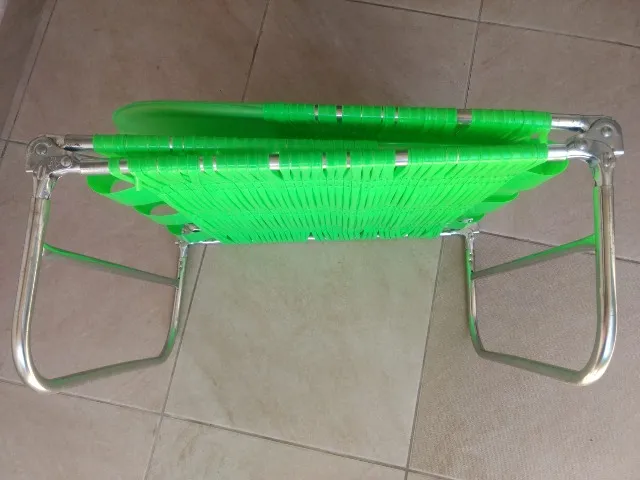 Cadeira espreguiçadeira de praia e piscina MOR