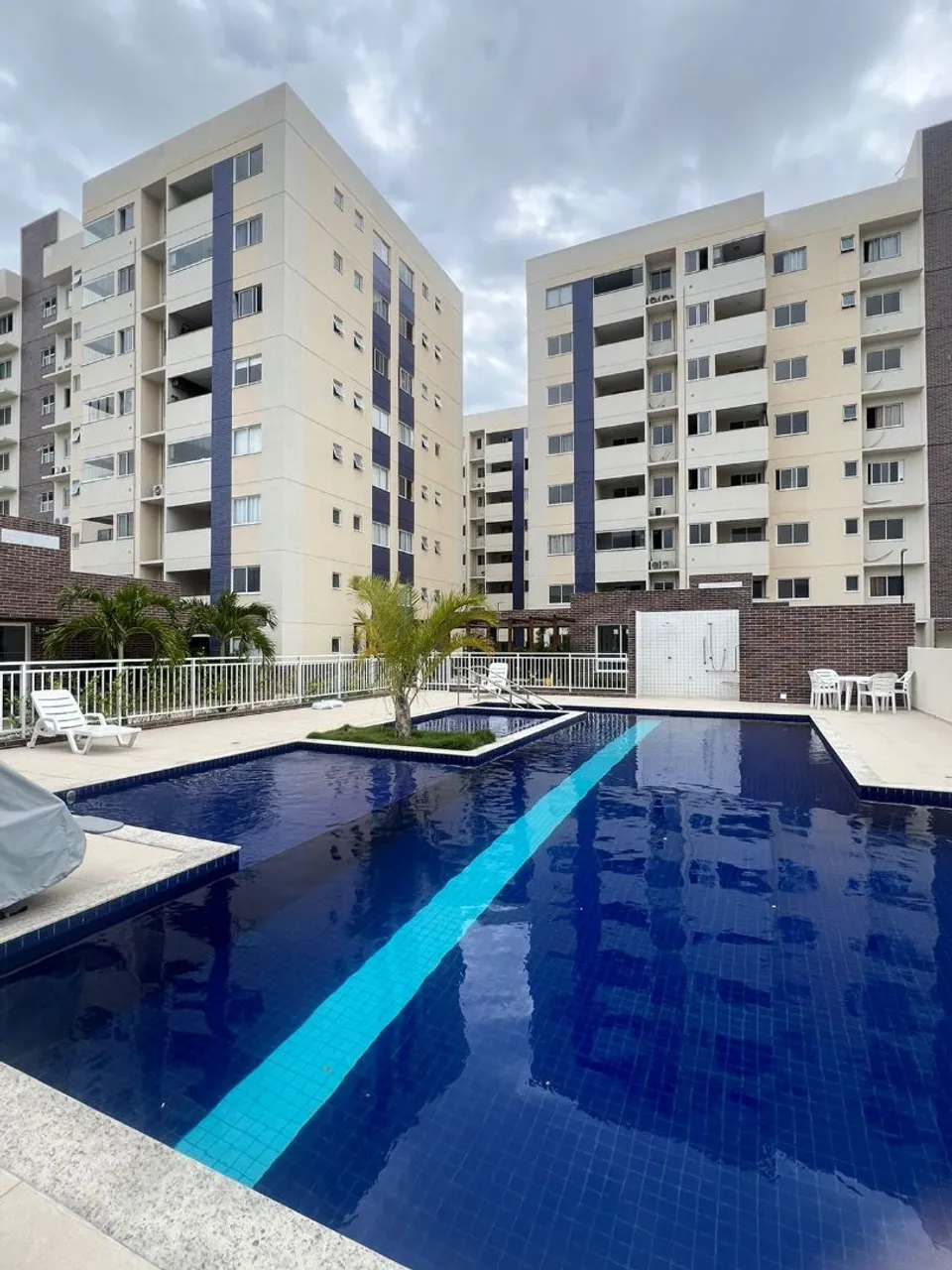 Apartamento de Temporada com Piscina e Conforto