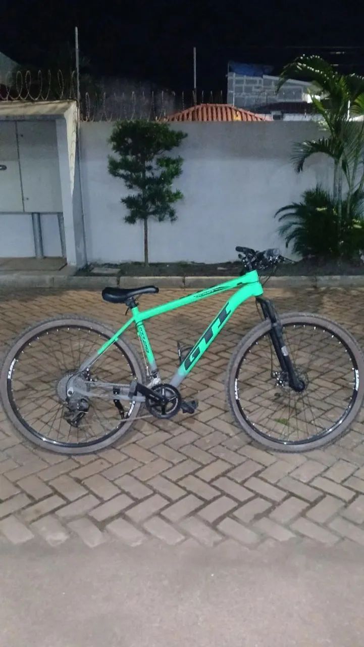 Bicicleta GTA Aro 29 - Ótimo Estado