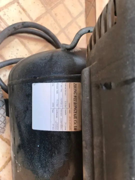 Vende-se compressor  de pintura